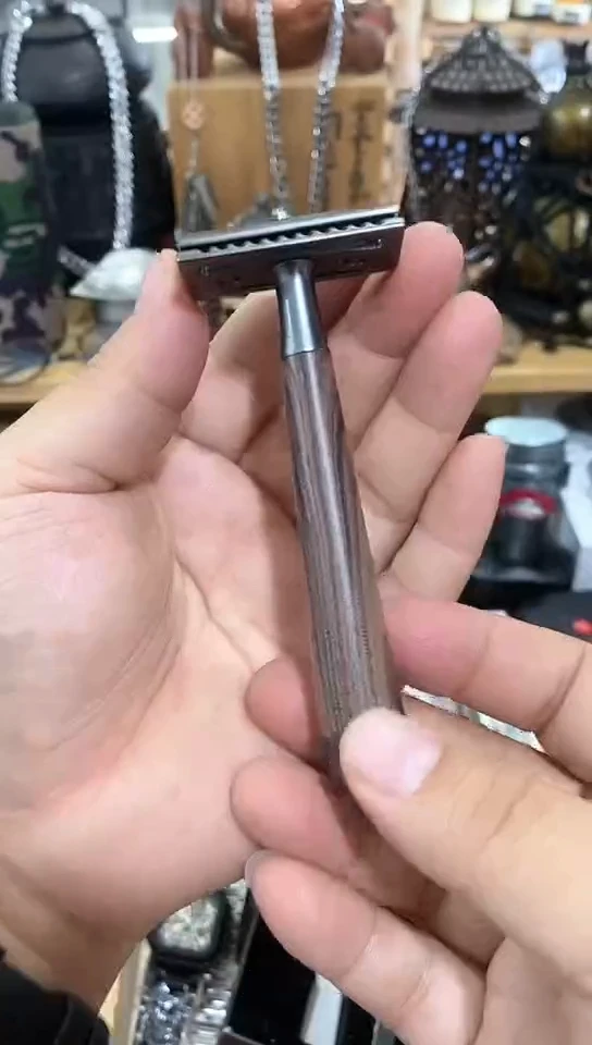 瓷片闪购商品  如图所示