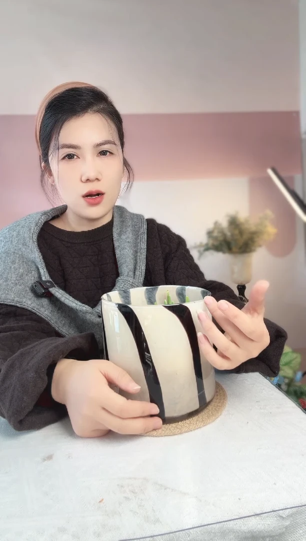 060直播玻璃花瓶