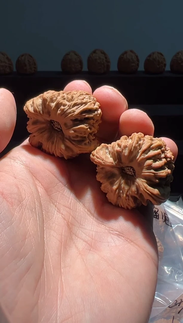 吊坠文玩核桃麦*261黄金甲福利对南疆石