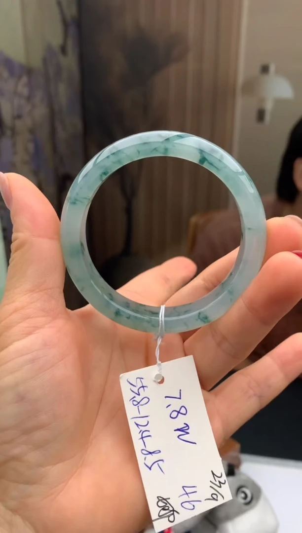 未镶嵌手镯翡翠39