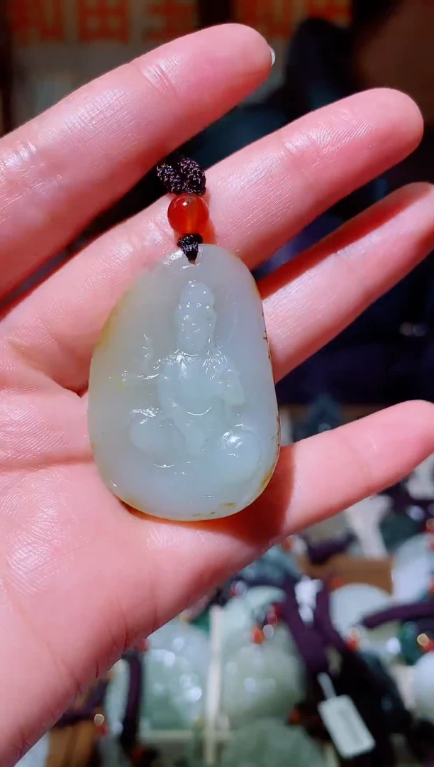 颈饰未镶嵌和田玉1