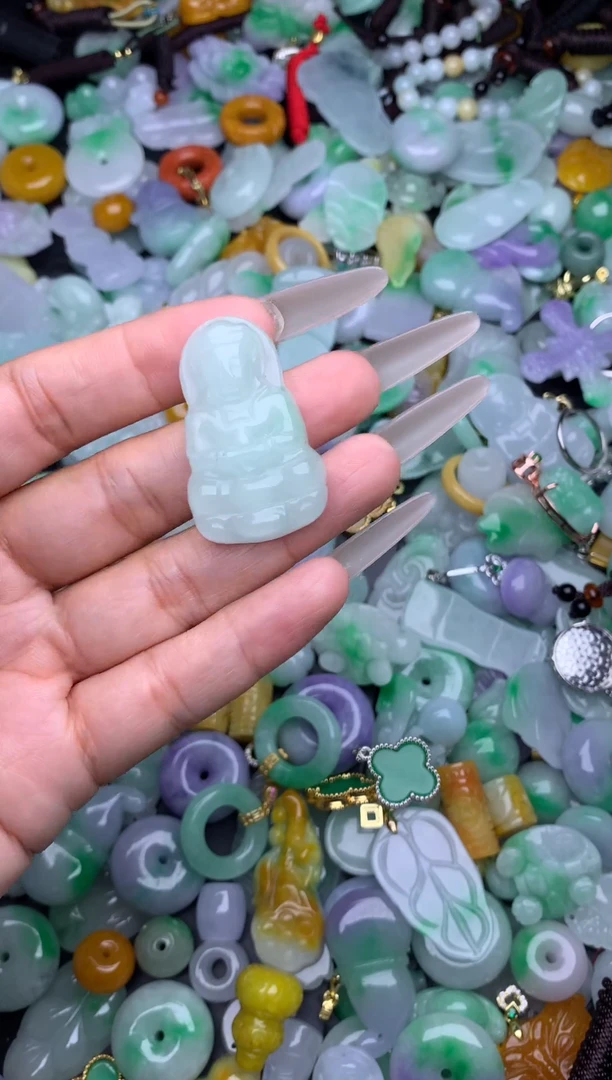 翡翠未镶嵌颈饰天然缅甸翡翠吊坠