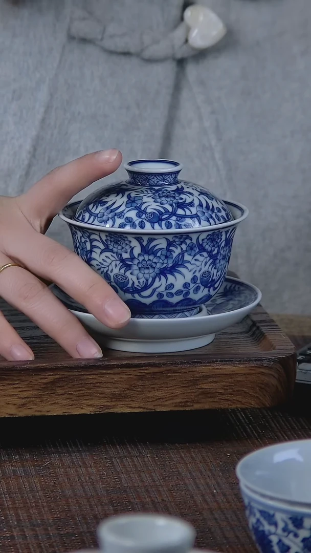 【闪购商品】折葵非器手工手绘缠枝花卉三才盖碗