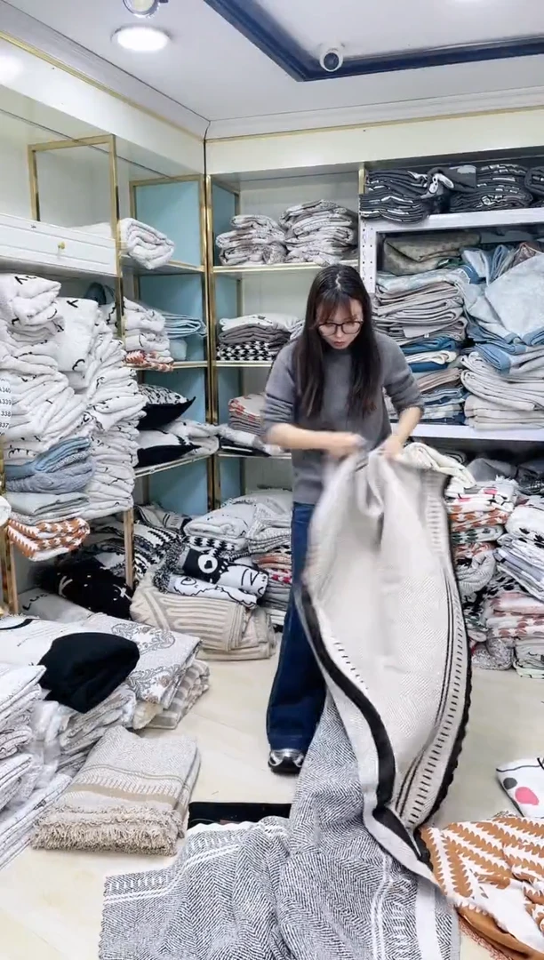 雪尼尔半盖90*300编码336