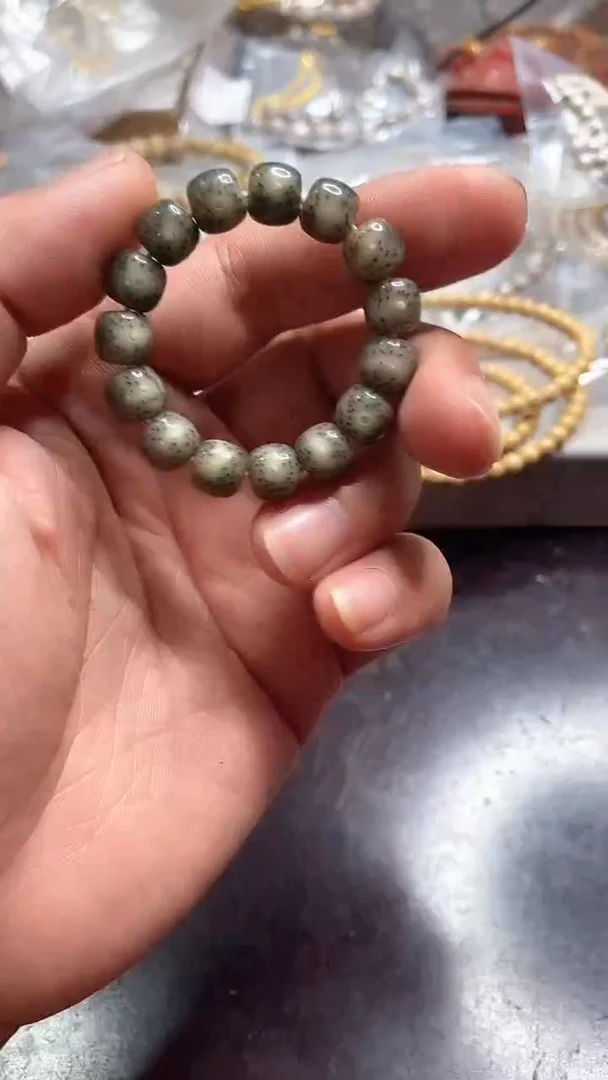 星月菩提手串海南星月菩提《福利4》