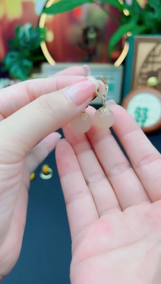 玛瑙/玉髓耳饰未镶嵌藕粉耳扣