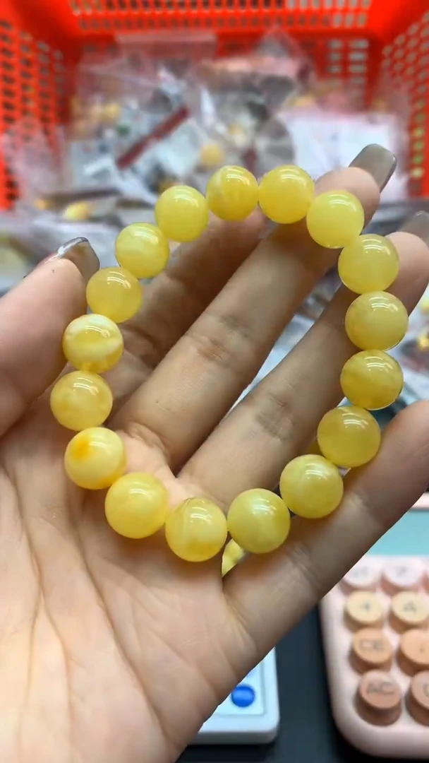 未镶嵌琥珀珠宝奇石2358