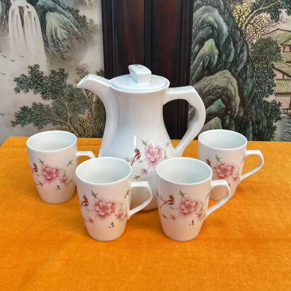 景德镇陶瓷/水点桃花一壶两杯