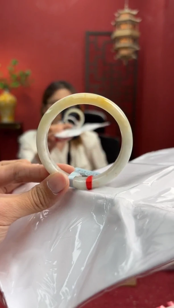 未镶嵌手镯翡翠翡翠手镯2