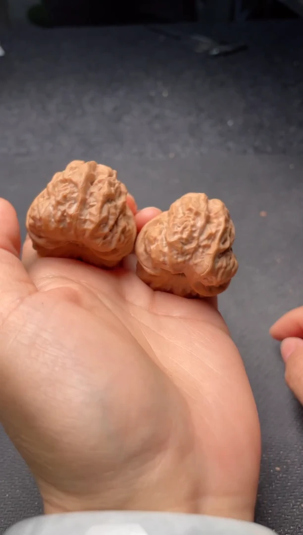 把件文玩核桃w222  蛤蟆头 39尺