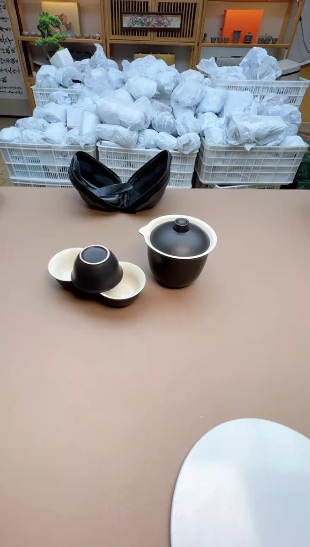 【闪购商品】摆件瓷制品S1111111111111