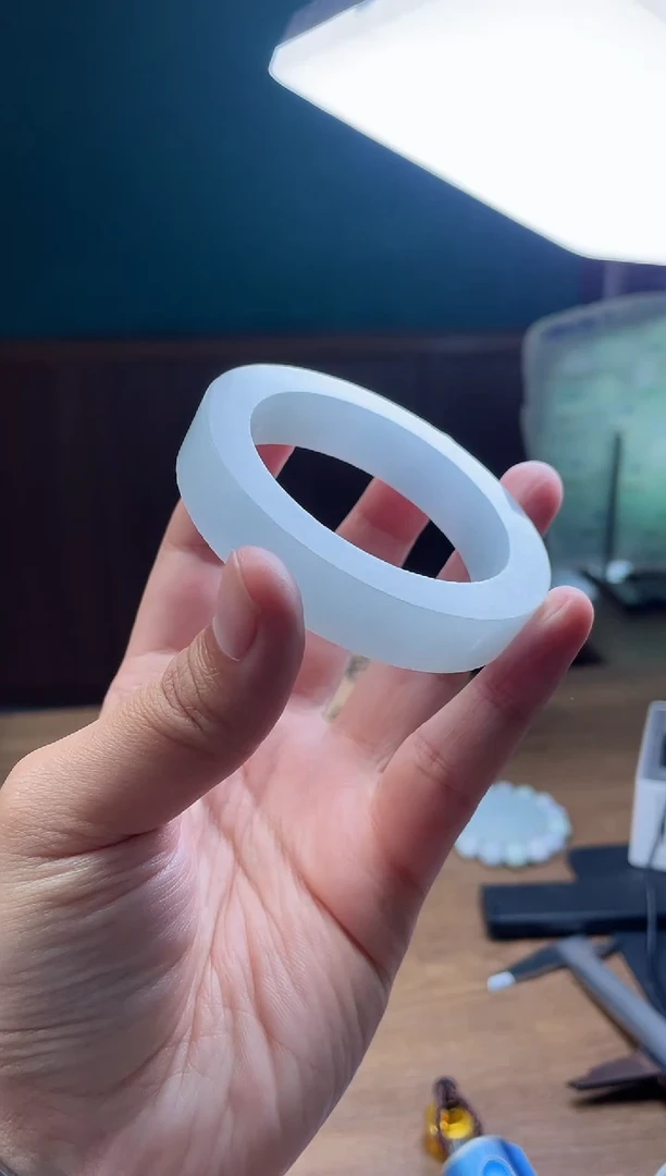 【闪购商品】定制翡翠手镯未镶嵌定制