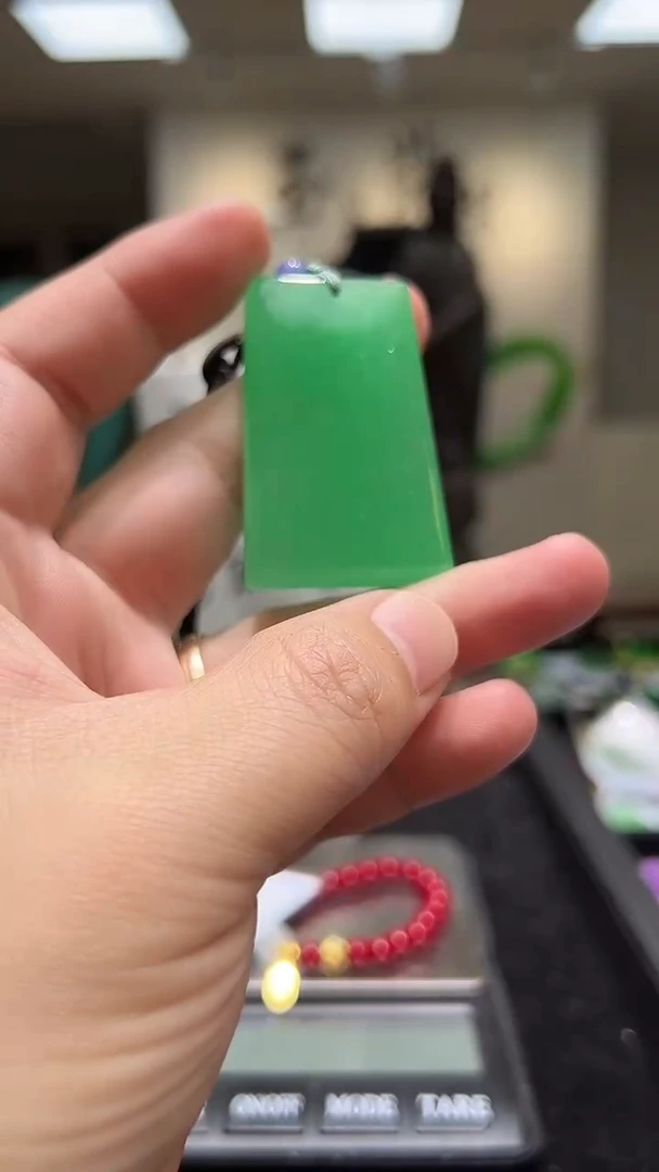 无非金属绿无事牌