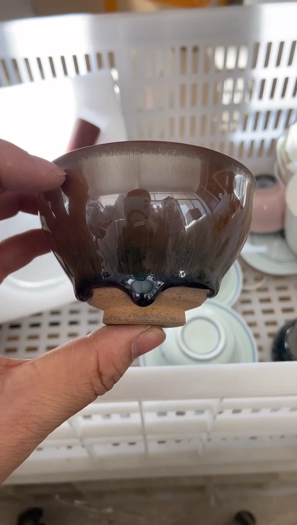 无运费险有瑕疵的摄影的产品有使用过的痕迹有点脏介意勿拍