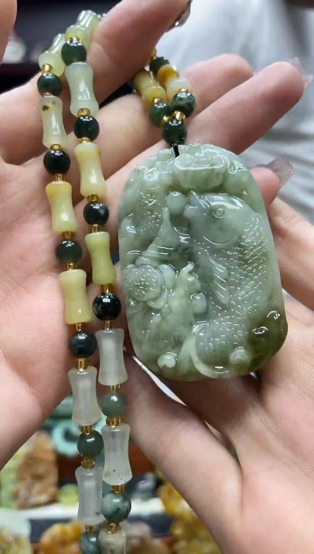 未镶嵌岫玉吊坠·