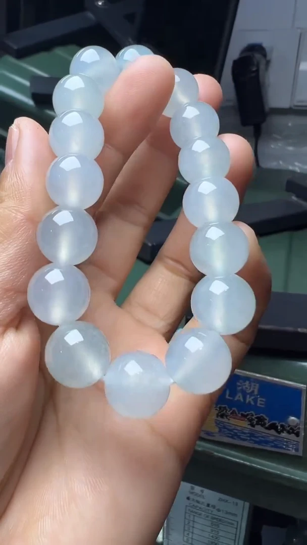 未镶嵌手串翡翠缅甸翡翠A货卡12.6左右