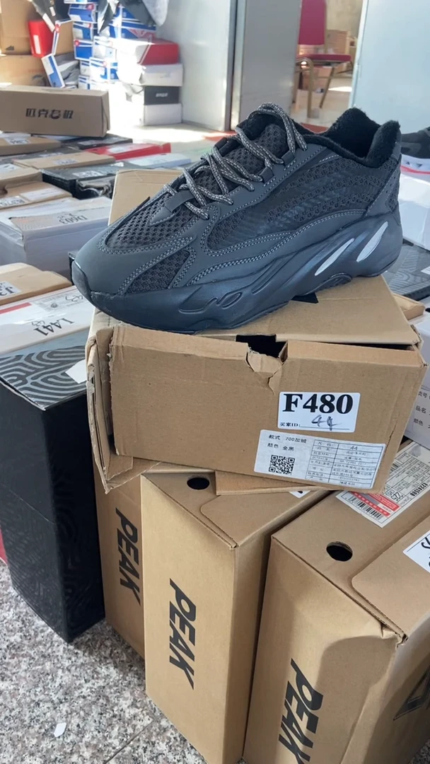 正品断码休闲鞋44