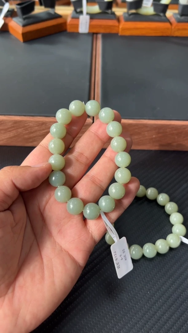 未镶嵌手串和田玉且末微色差近矿J多样性发货拍一发一