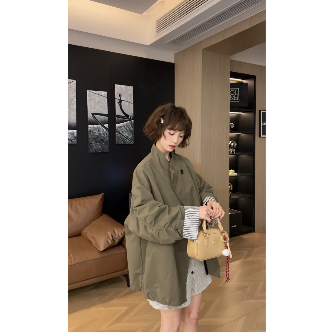 现货【薇薇绮】早春一粒扣风衣外套韩系休闲宽松复古W979