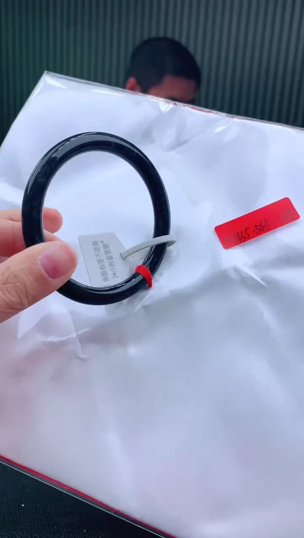 未镶嵌手镯翡翠111