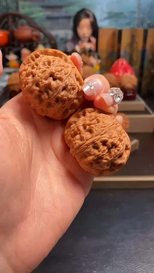 【闪购商品】文玩核桃吊坠K440白狮子43