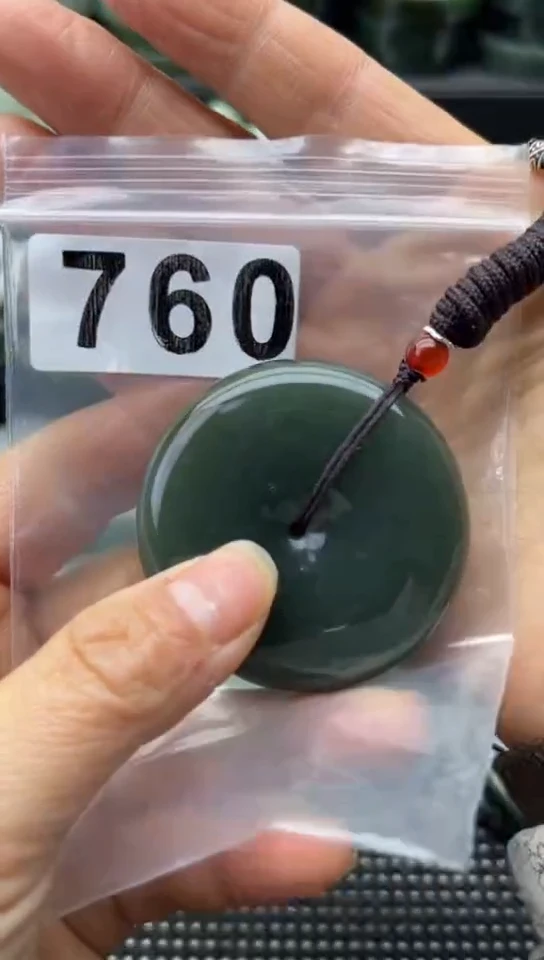 未镶嵌和田玉珠宝半成品扣子