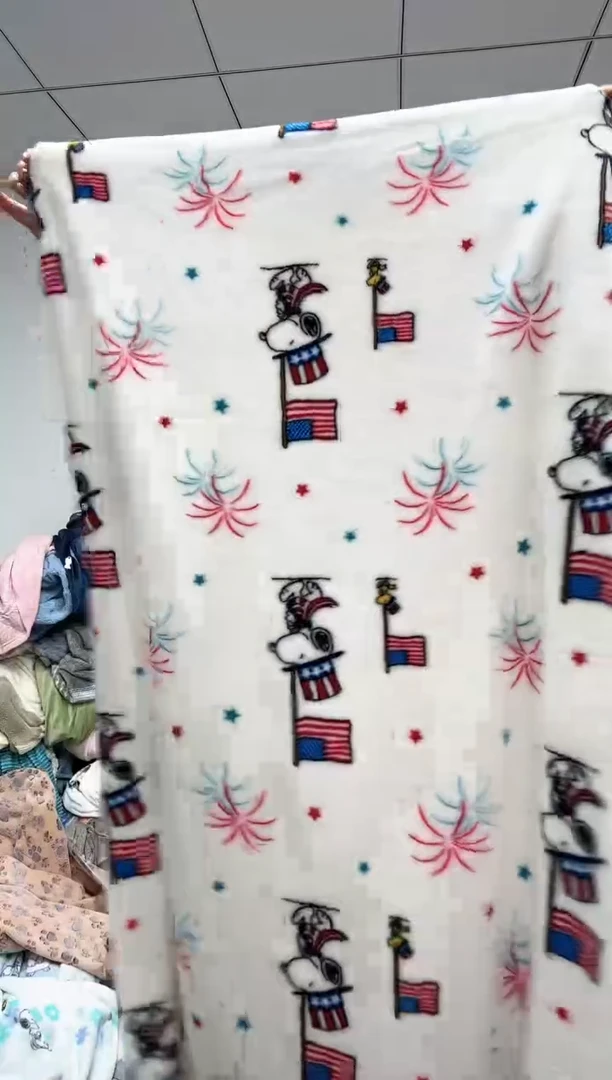 法兰绒2.5x1.8左右已主播介绍为准