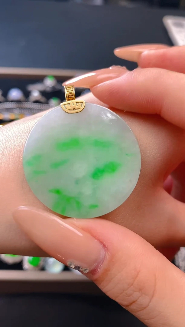 翡翠18K金镶嵌吊坠(不含链)圆牌无事牌