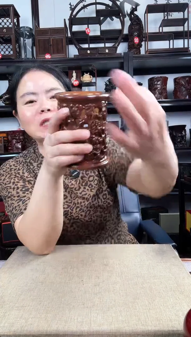 木黄笔筒老李红木工艺品