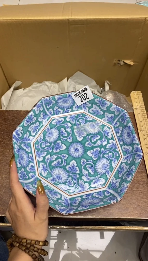 瓷片不****?隆莲瓷器欢迎大家