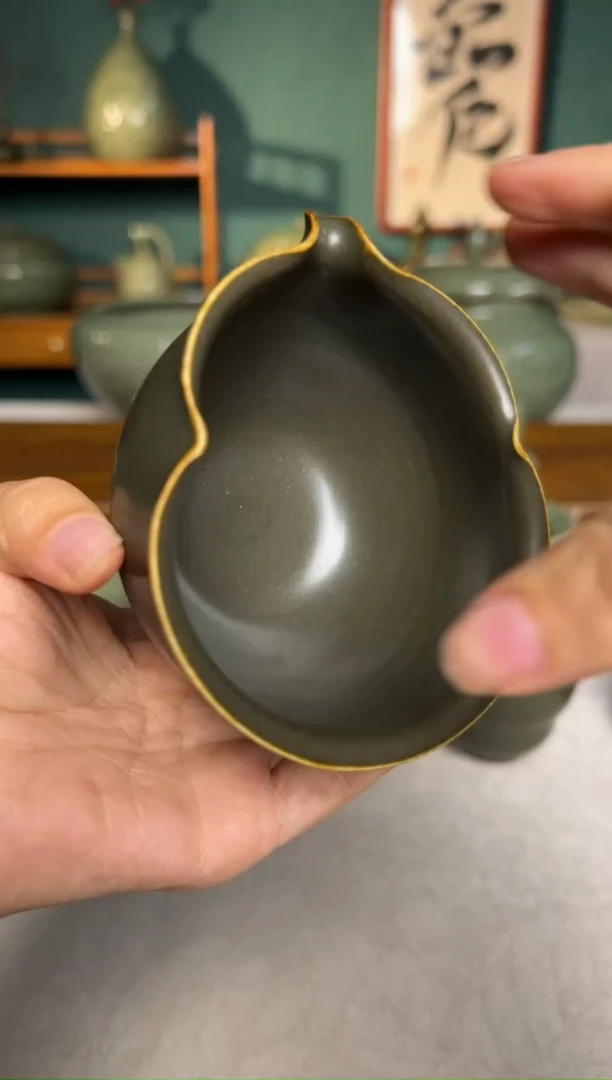 其他纯手工茶叶末釉葫芦公道杯