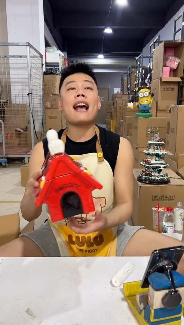 瓷片史努比红房子储物罐