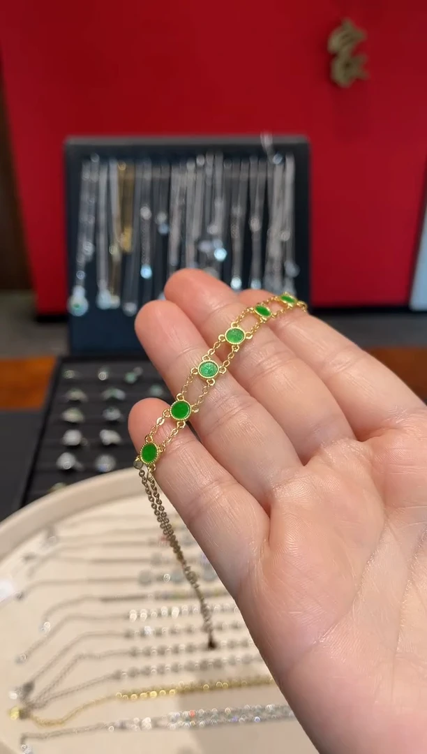 颈饰银S925镀金镶嵌翡翠手链