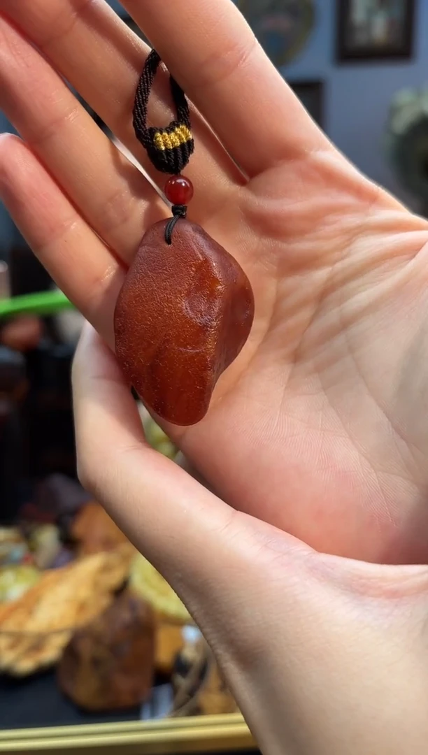 琥珀颈饰未镶嵌吊坠