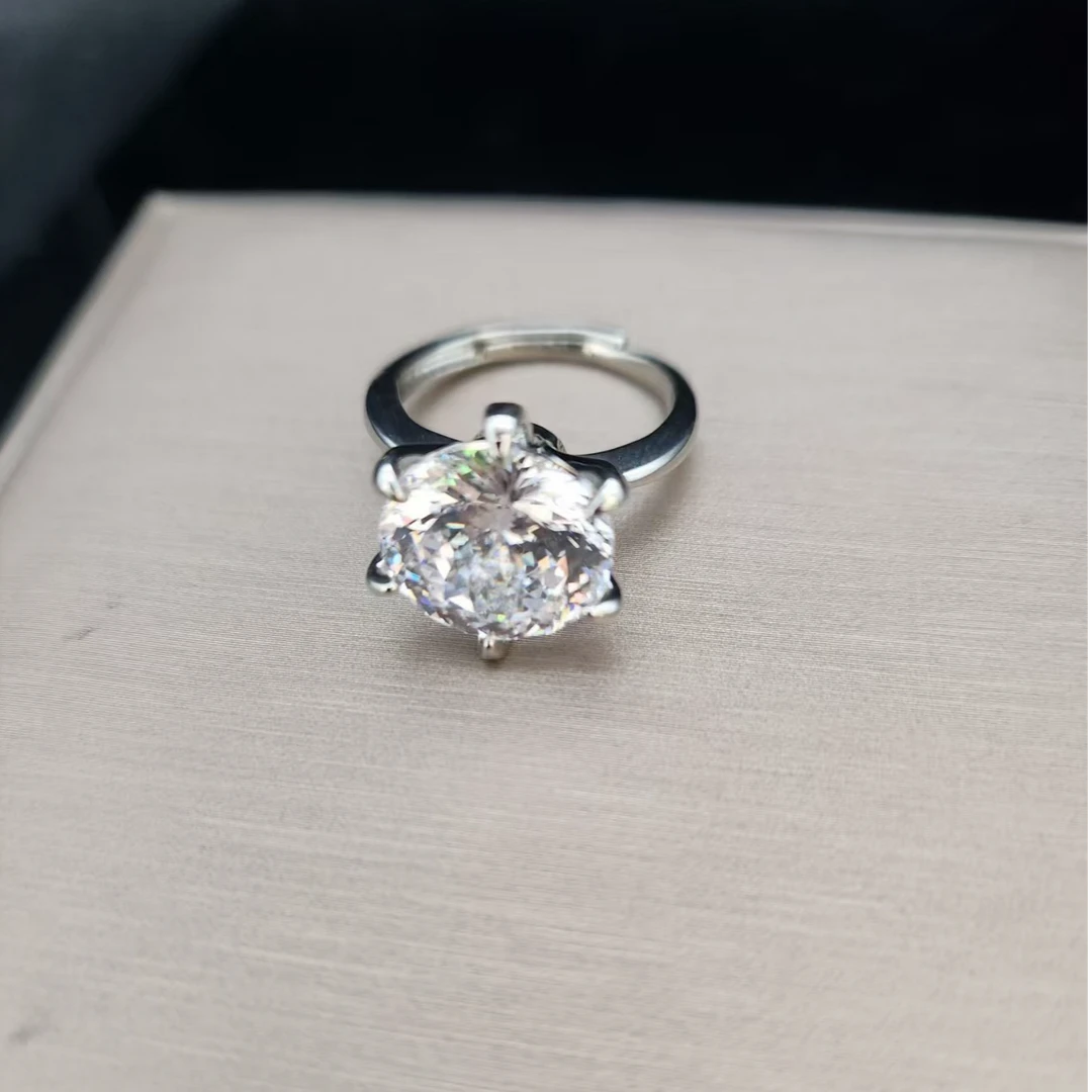 戒指 高雅华贵 灿若星河 雍容华贵 色彩缤纷H141