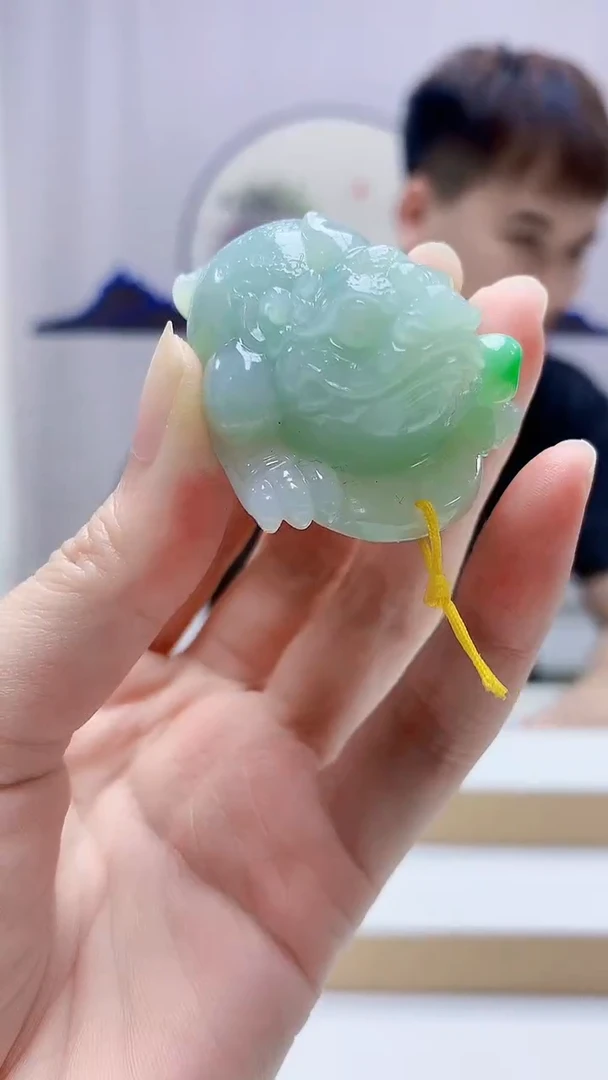 未镶嵌定制翡翠4868zm-毛货挂件金蟾76