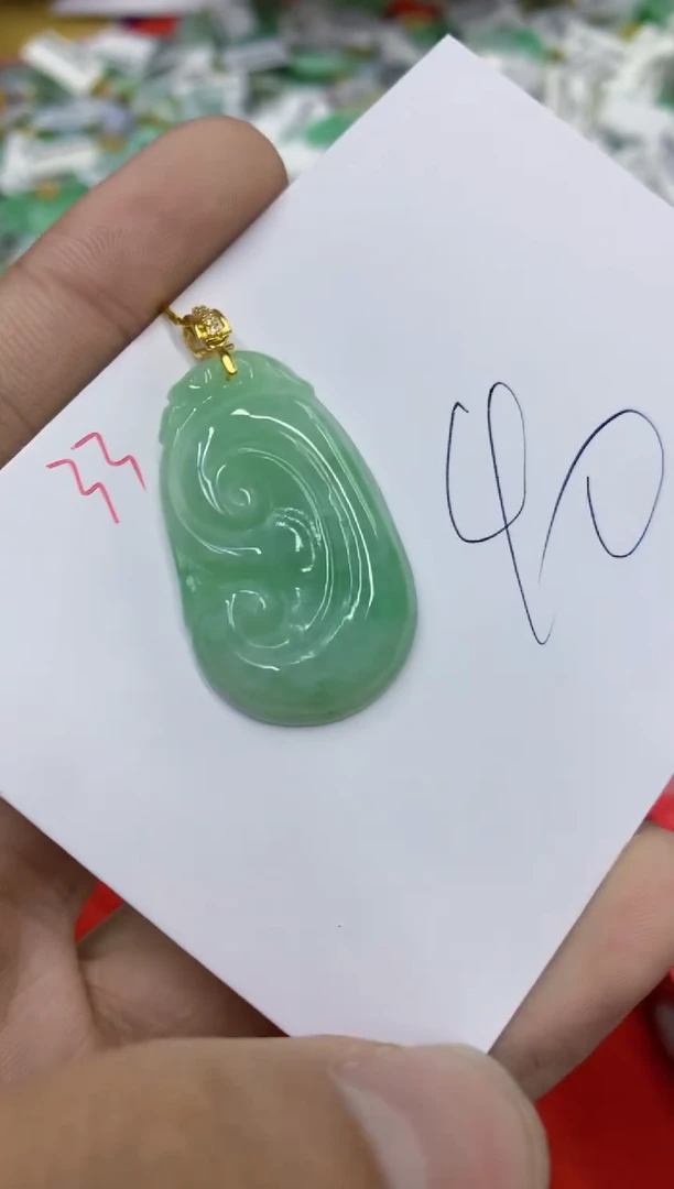 翡翠未镶嵌颈饰1111111111