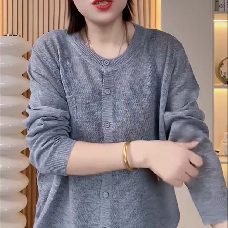 洋气欧货时髦长袖防晒罩衫女夏季爆款纯色单排扣圆领口袋针织开衫
