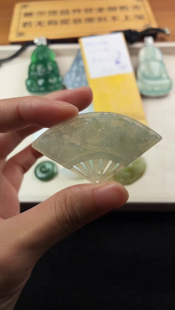 定制翡翠未镶嵌山*5036毛货不退不换