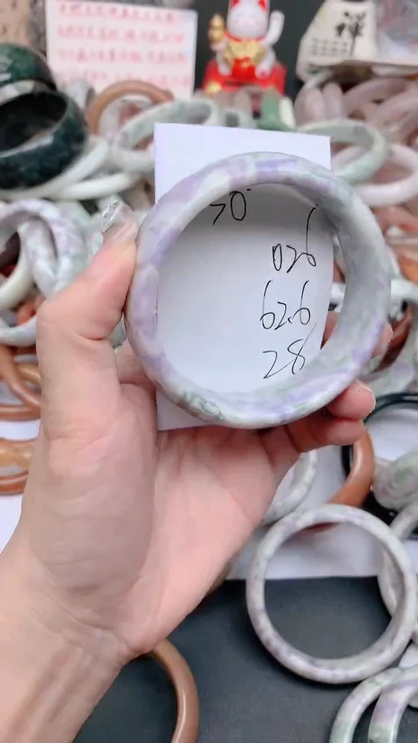 未镶嵌手镯石英质玉026