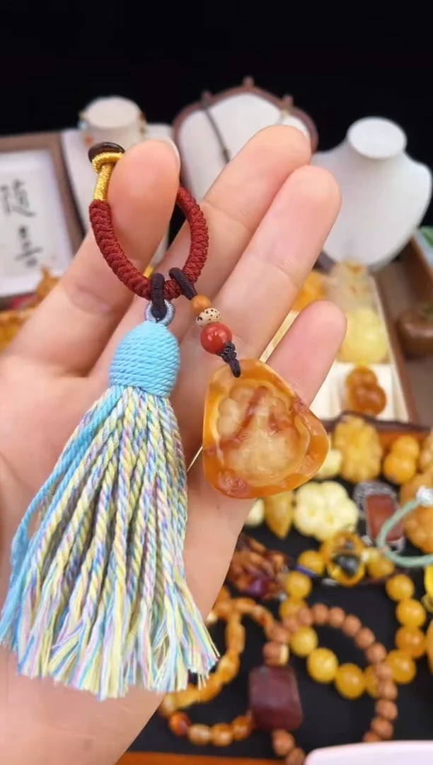 未镶嵌琥珀珠宝奇石柒月