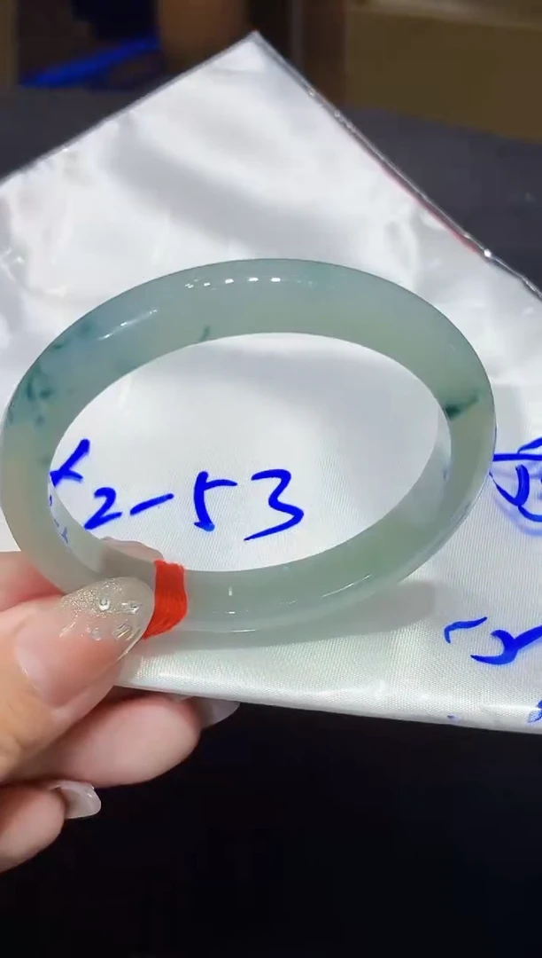 未镶嵌手镯翡翠翡翠手镯