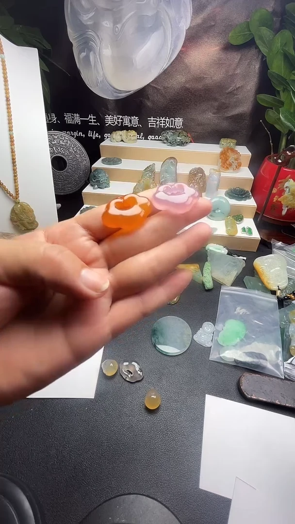 合金颈饰玛瑙/玉髓如意