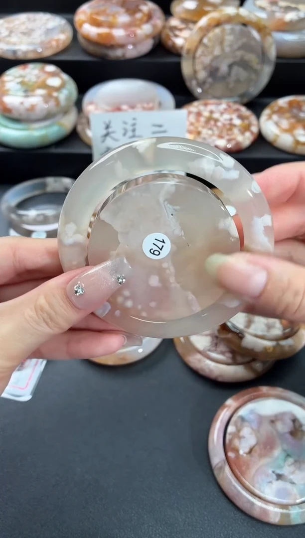 手镯玛瑙/玉髓未镶嵌石英质玉58圈(赠送镯心)圈口建议拍大