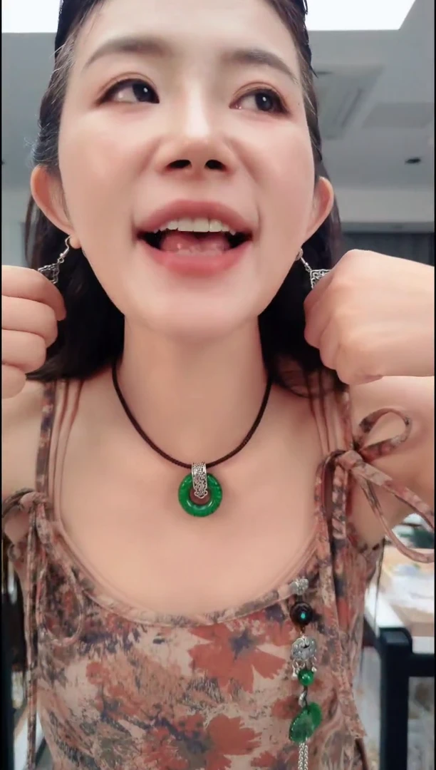 颈饰未镶嵌翡翠0905绿扣子