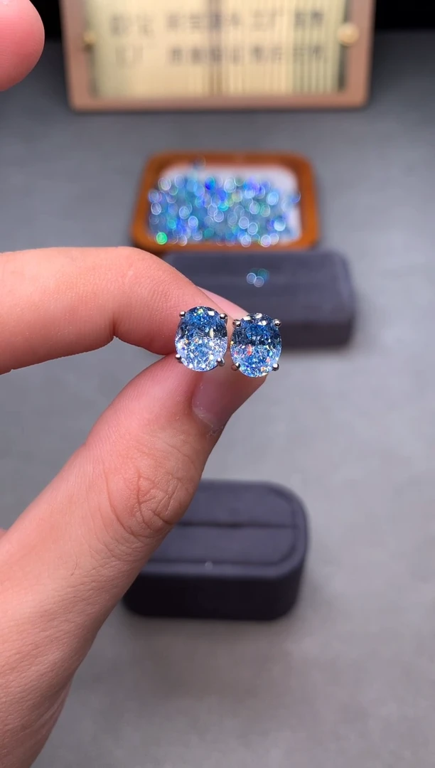 银S925镶嵌耳钉海蓝宝石2222