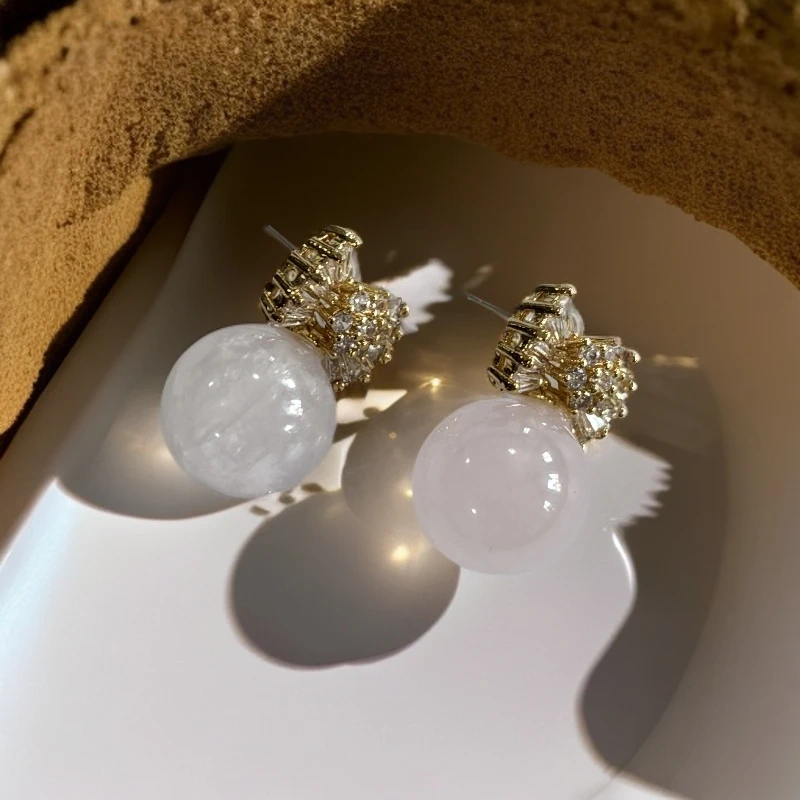 纯铜锆石耳饰 日常通勤高级感最新款小众告诉俺约会出游耳饰