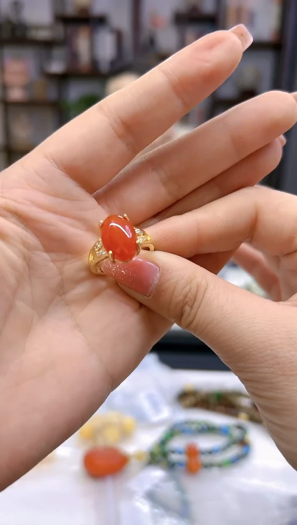 【闪购商品】玛瑙/玉髓戒指银S925镀金镶嵌J106