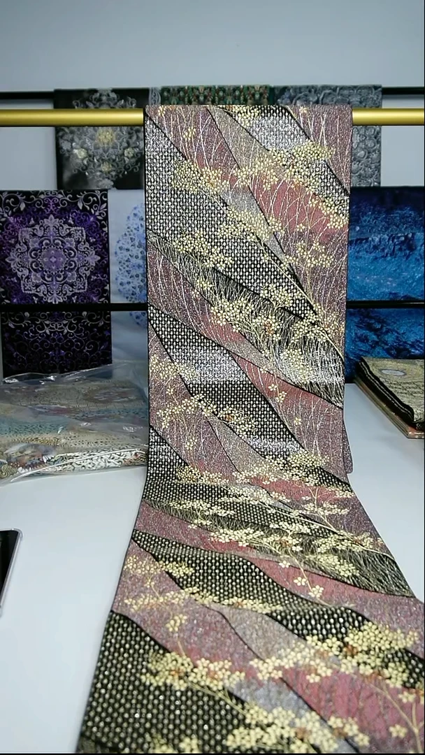 织绣织锦53缀织小花