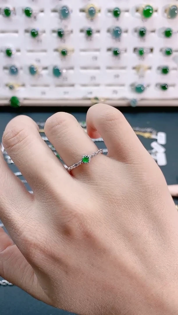 【闪购商品】翡翠戒指银S925镶嵌天然翡翠